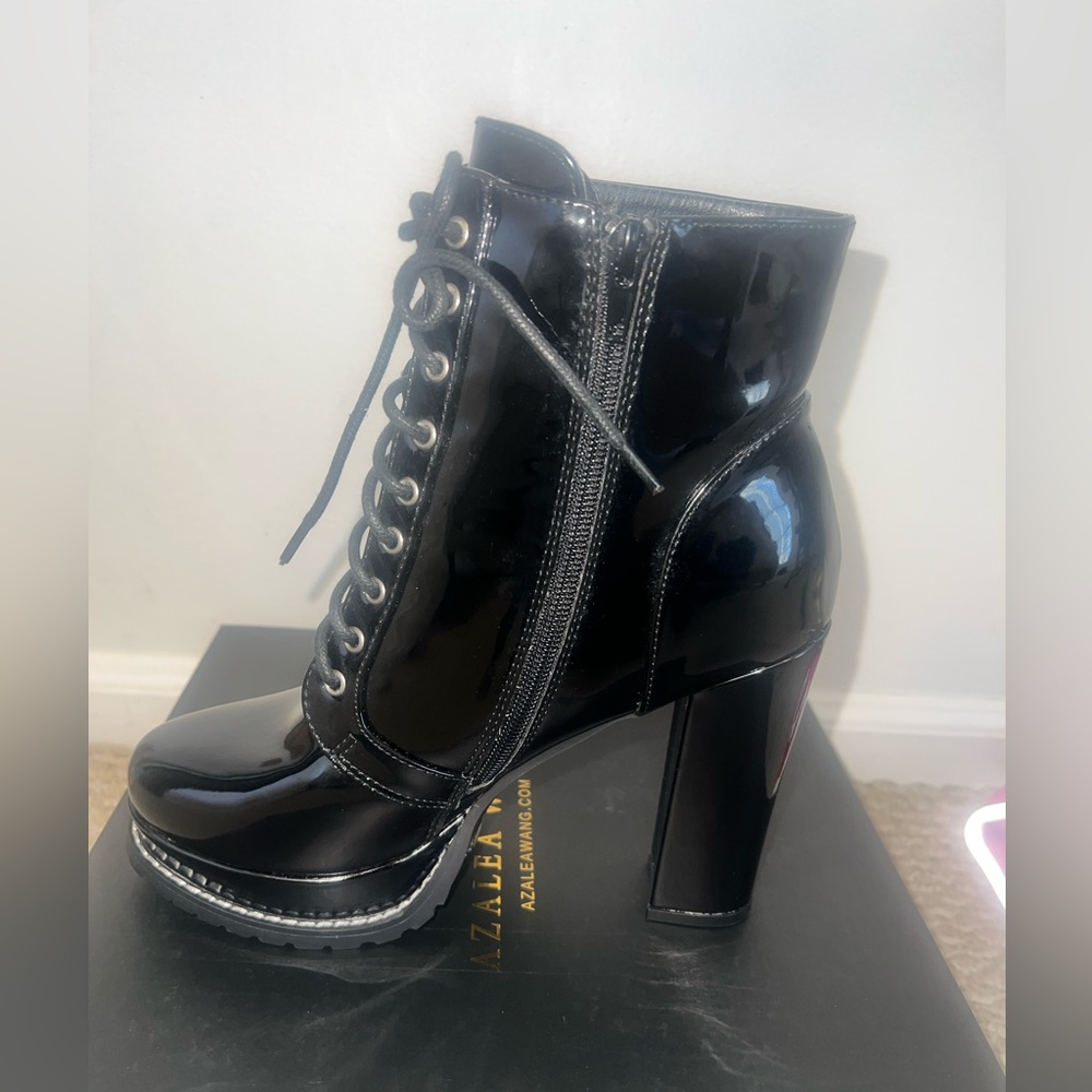 AZALEA WANG Freddie Chunky Lace Up booties SIZE: 8 - Picture 4 of 10
